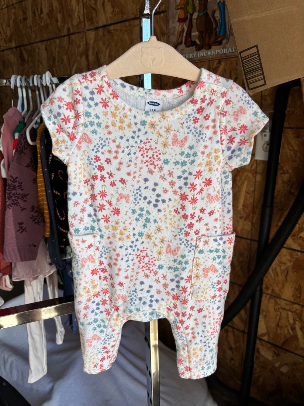 Size 0-3 months Old Navy Floral Short-Sleeve Romper